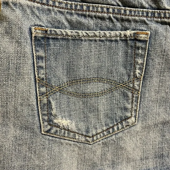 Abercrombie & Fitch Women’s Distressed Mini Skirt Size 6 - Picture 8 of 8